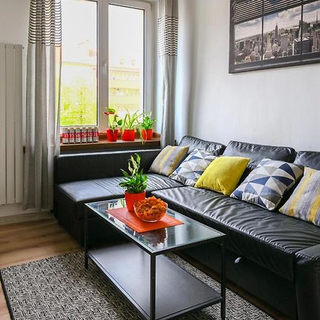 Appartement House With Lanterns à Tychy Extérieur photo
