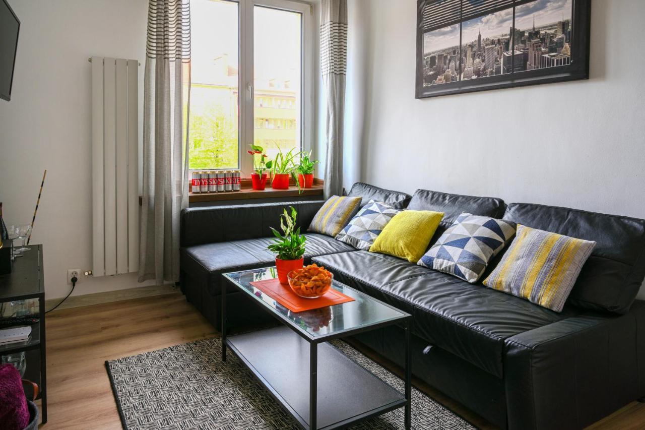 Appartement House With Lanterns à Tychy Extérieur photo